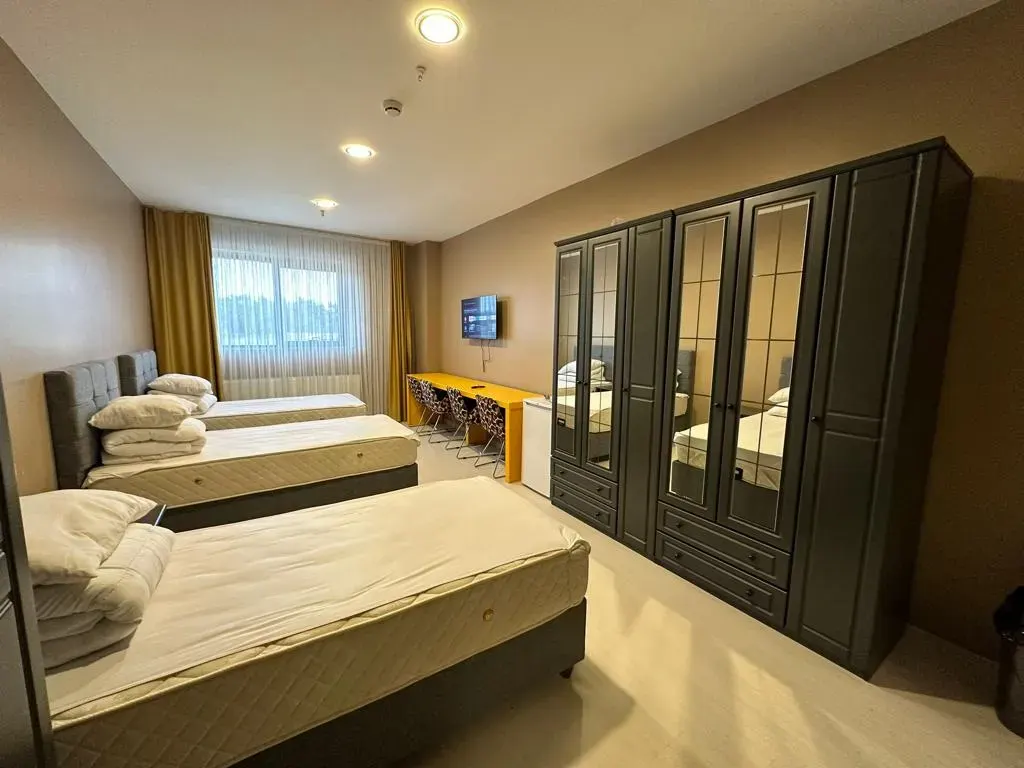 Spacious bedroom with excellent lighting in Maslak residence
