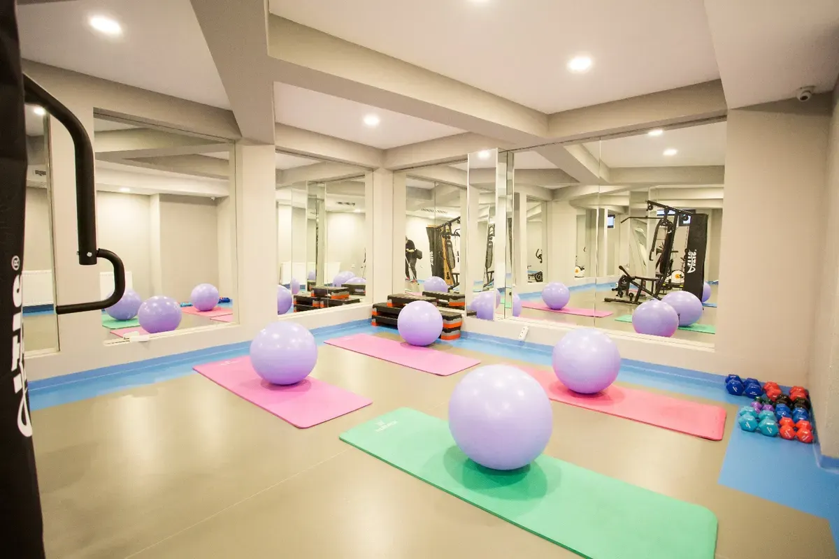 Indoor swimming pool at Viva female residence in Kağıthane