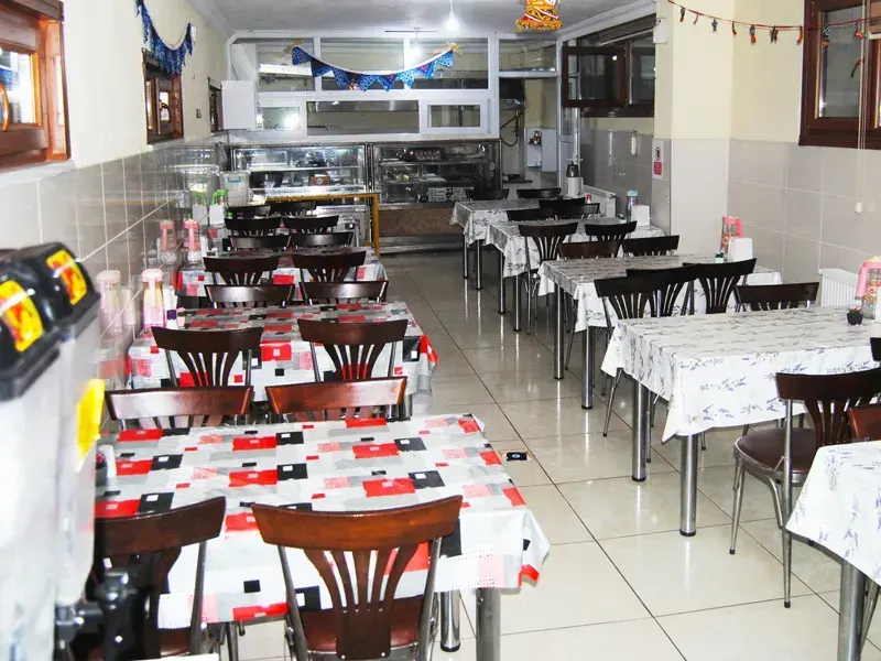 Residence restaurant – spacious dining hall for daily breakfast